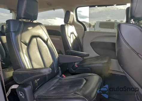 2021 Chrysler Voyager Lxi из США, поврежденный, VIN 2C4RC1DG9MR516073